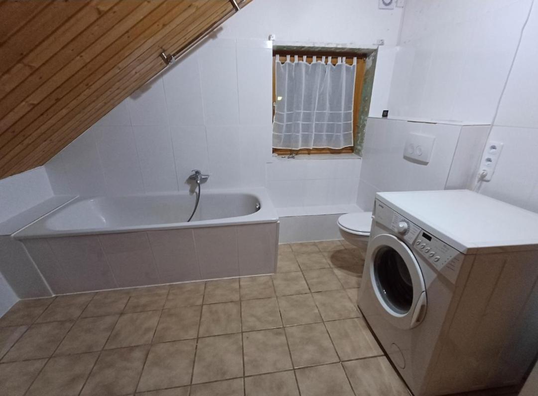 Hopfach Dachwohnung Wolpertshausen Εξωτερικό φωτογραφία